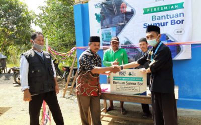 Peresmian Sumur Bor di Bantur