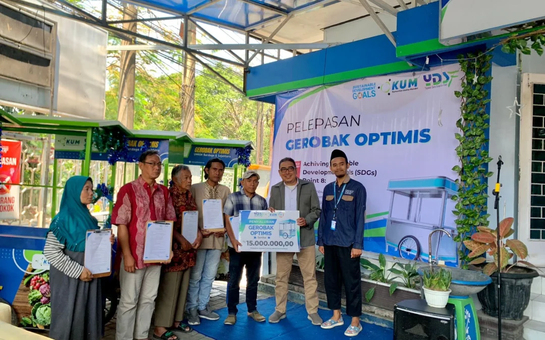 YDSF Malang Berikan Bantuan Gerobak Baru, Tumbuhkan Gebrakan Ekonomi Lokal