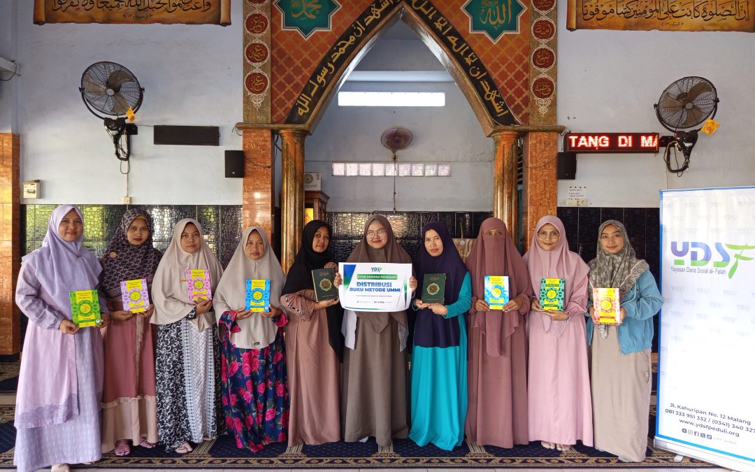 YDSF Salurkan Buku Metode UMMI untuk TPQ di Wilayah Kalipare Malang