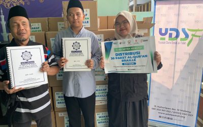 Penyaluran 30 Paket Al-Qur’an Braille untuk Sahabat Tunanetra